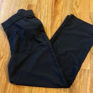 Women’s Athleta crop pants size 6 never worn only tried on